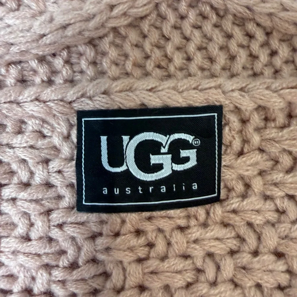 UGG Australia Infinity Scarf Womens OS Rose Pink Excellent Cable Knit Faux Fur